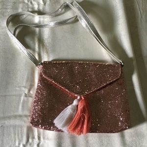 KIDS PINK PURSE WITH TASSELS